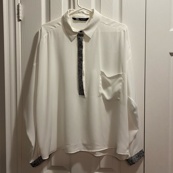 Zara oversized white top with leopard deta…